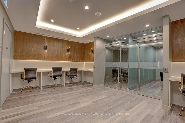 Additional image 37 of 28 Freeland St Unit 902