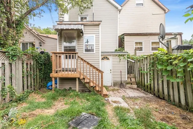 Additional image 30 of 583 John St