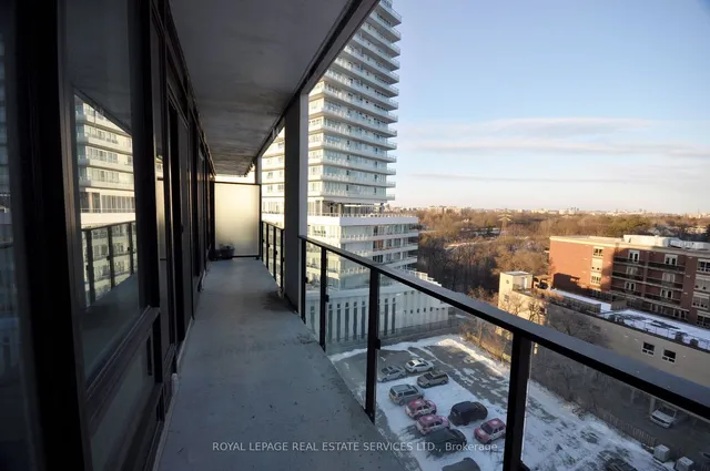 Additional image 24 of 4208 Dundas St Unit 702