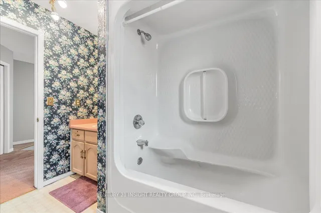 Additional image 25 of 84 Chelsea Cres