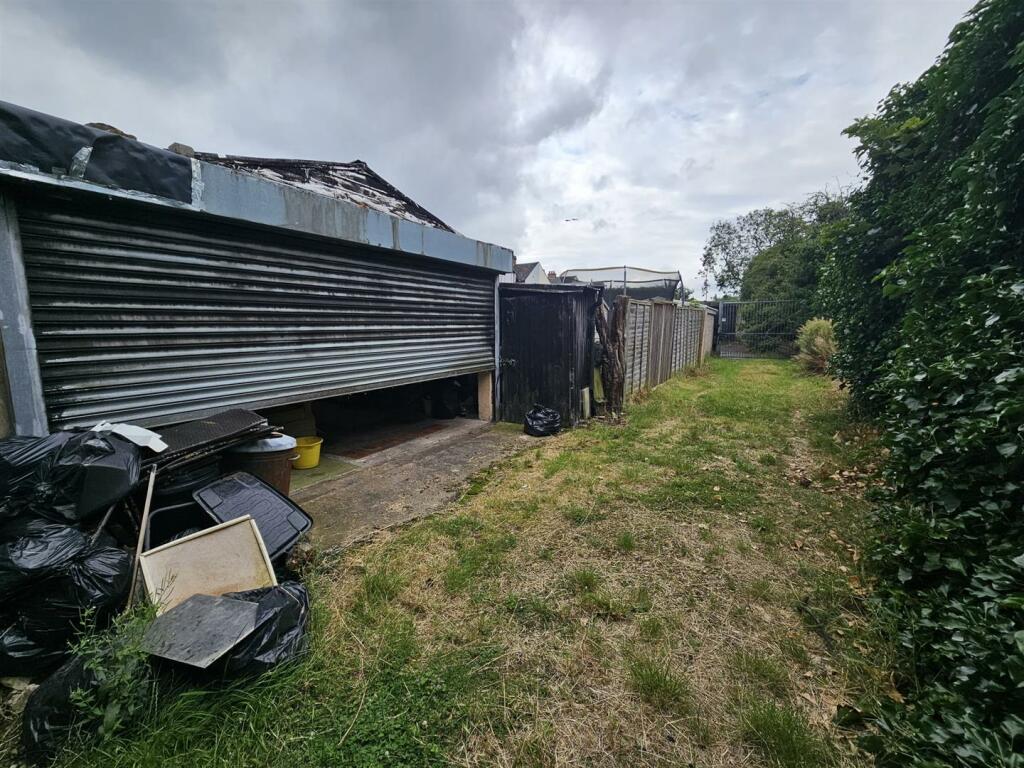 Additional image 36 of Richmond Road, Solihull