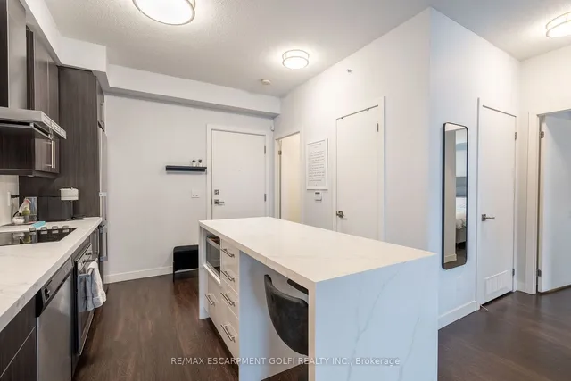 Additional image 11 of 2087 FAIRVIEW St Unit 2001