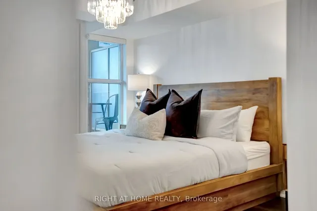 Additional image 29 of 35 Bastion St Unit 809