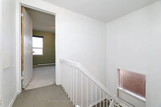 Additional image 23 of 225 Roslin Ave