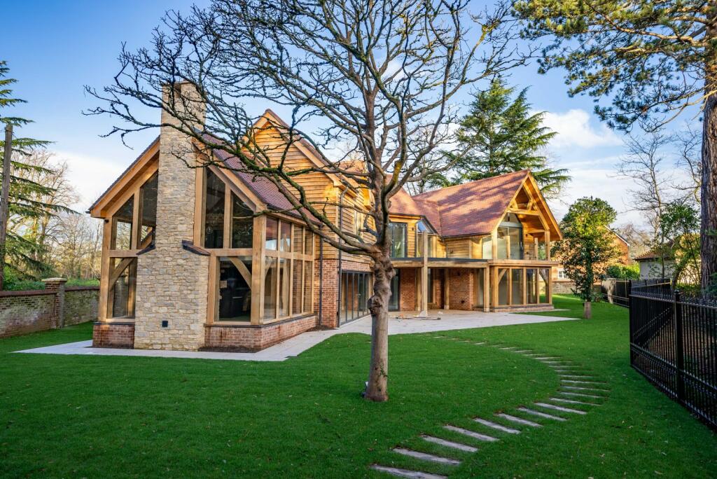 Additional image 41 of Oakridge, Drop Lane, Bricket Wood, St Albans, AL2