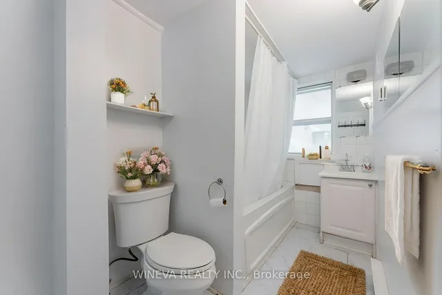 Additional image 14 of 106 Willow Ave