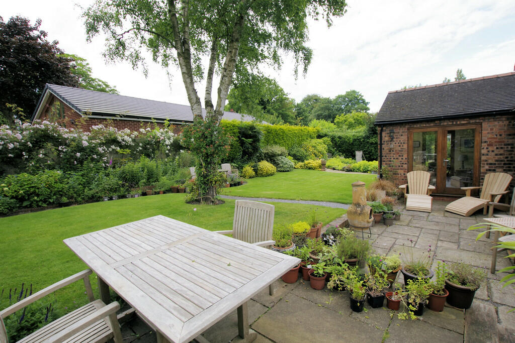 Additional image 29 of Main Road, Newton Regis