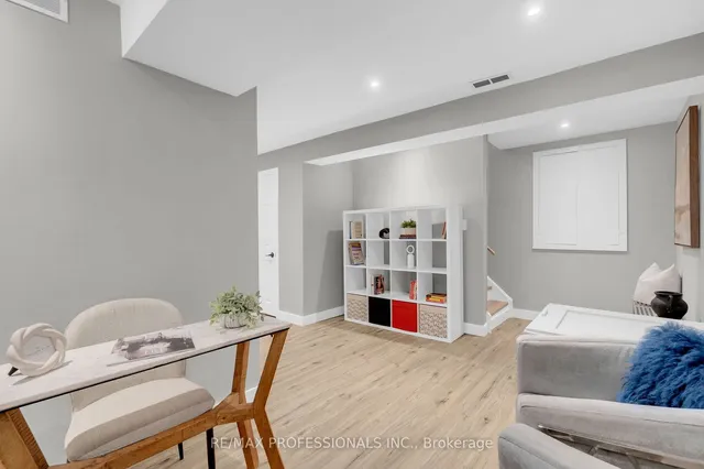 Additional image 36 of 2208 Kenneth Cres