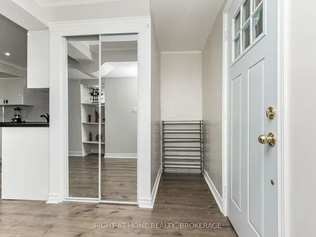 Additional image 34 of 1084 Holdsworth Cres