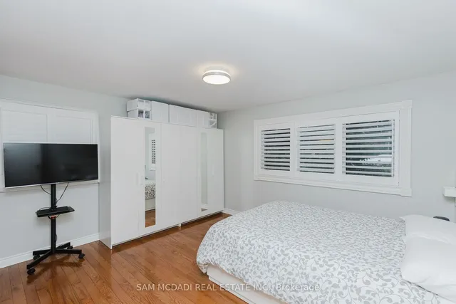 Additional image 15 of 2344 Devon Rd