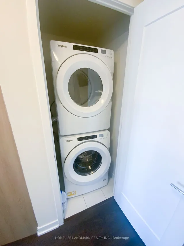 Additional image 17 of 99 John St Unit 803