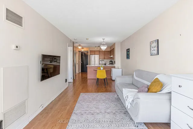 Additional image 15 of 231 Fort York Blvd Unit 1807