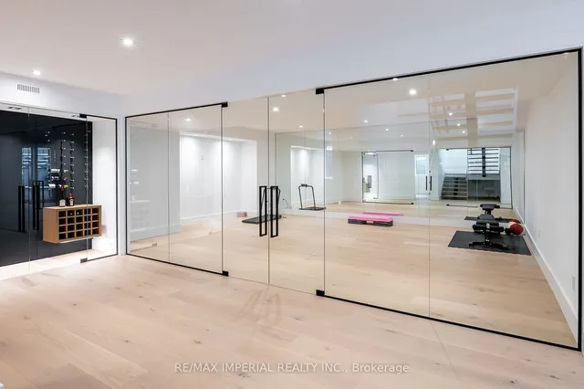 Additional image 32 of 2108 Devon Rd