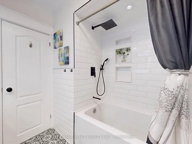 Additional image 17 of 120 Hadrian Dr