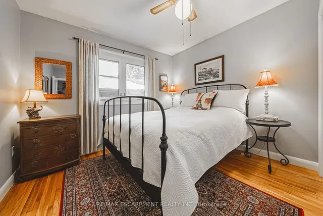 Additional image 21 of 61 Home St