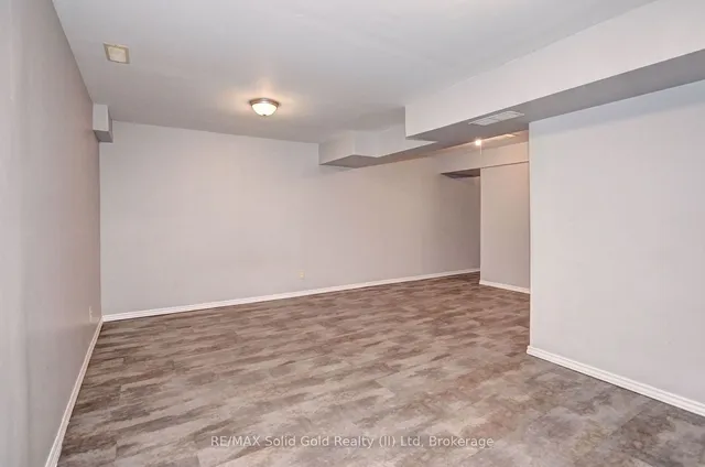 Additional image 32 of 85 Ralgreen Cres