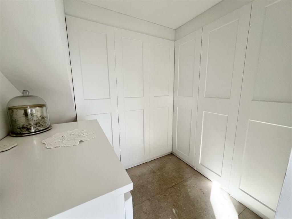 Additional image 16 of Winston Drive, Romsley, Halesowen