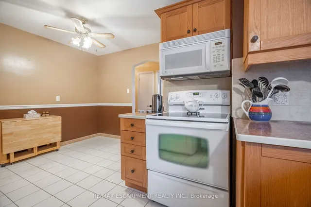 Additional image 11 of 35 Wildewood Ave