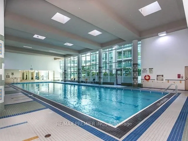 Additional image 18 of 33 Bay St Unit 1208