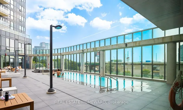 Additional image 35 of 51 East Liberty St Unit 1207