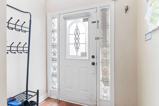 Additional image 2 of 922 Ledbury Cres