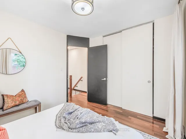 Additional image 31 of 2053 Gerrard St