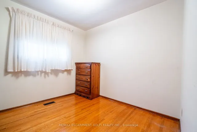 Additional image 16 of 662 West 5th St