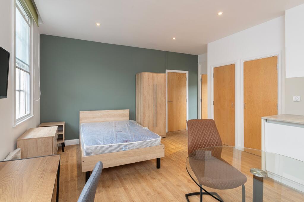 Additional image 5 of Saint James's Parade, Bath