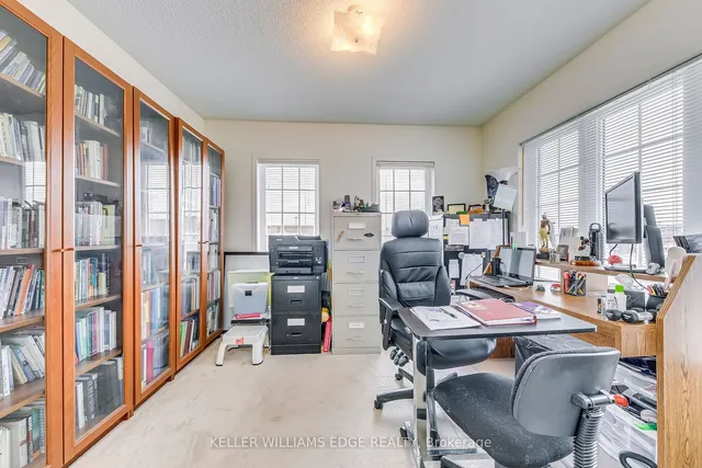 Additional image 25 of 1019 Kennedy Circ