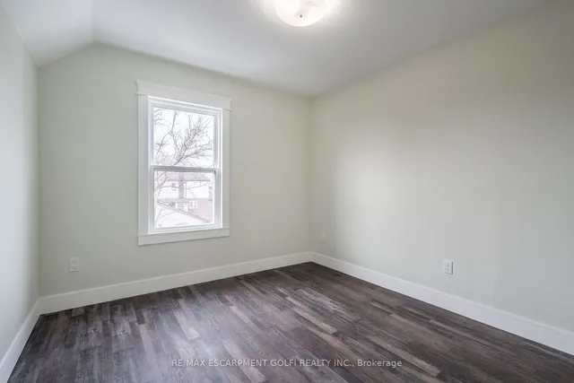 Additional image 23 of 50 Whitfield Ave