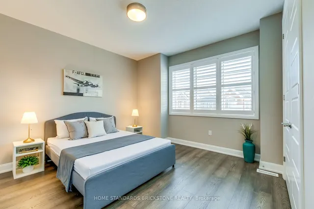 Additional image 32 of 1458 Everest Cres