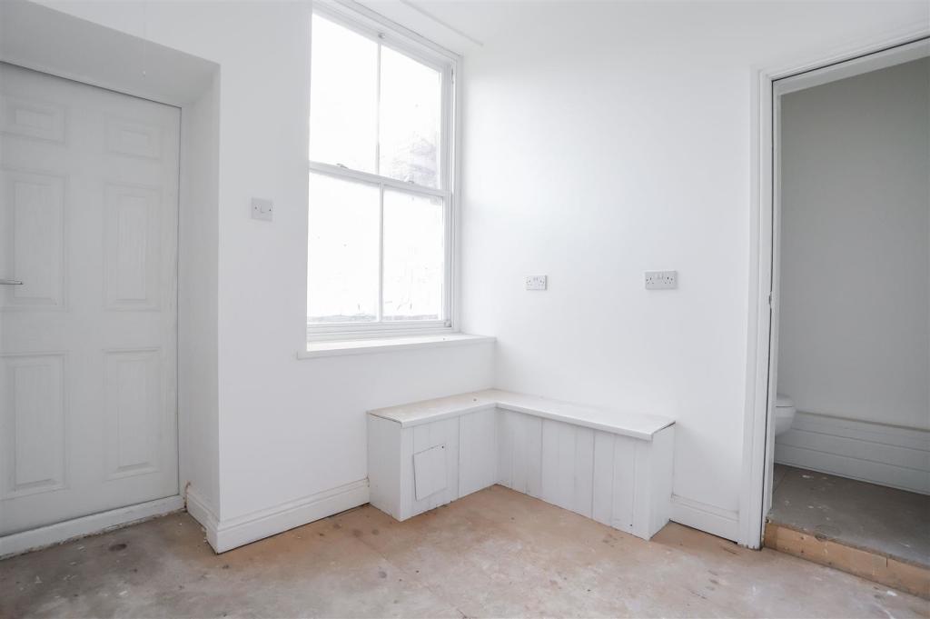 Additional image 14 of 50 Deardengate