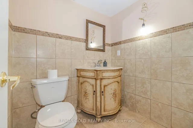 Additional image 38 of 36 Quatro Cres