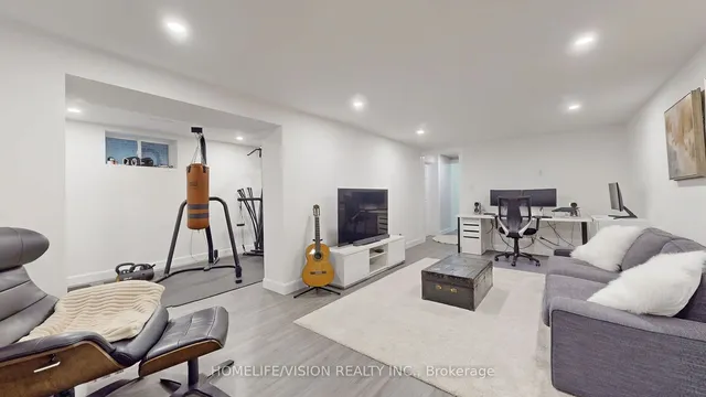 Additional image 33 of 42 Muirhead Rd