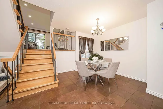 Additional image 18 of 78 Simmons Blvd