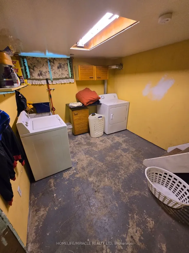 Additional image 14 of 19 Blakemanor Blvd