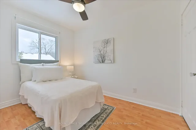 Additional image 16 of 43 Bastedo Ave