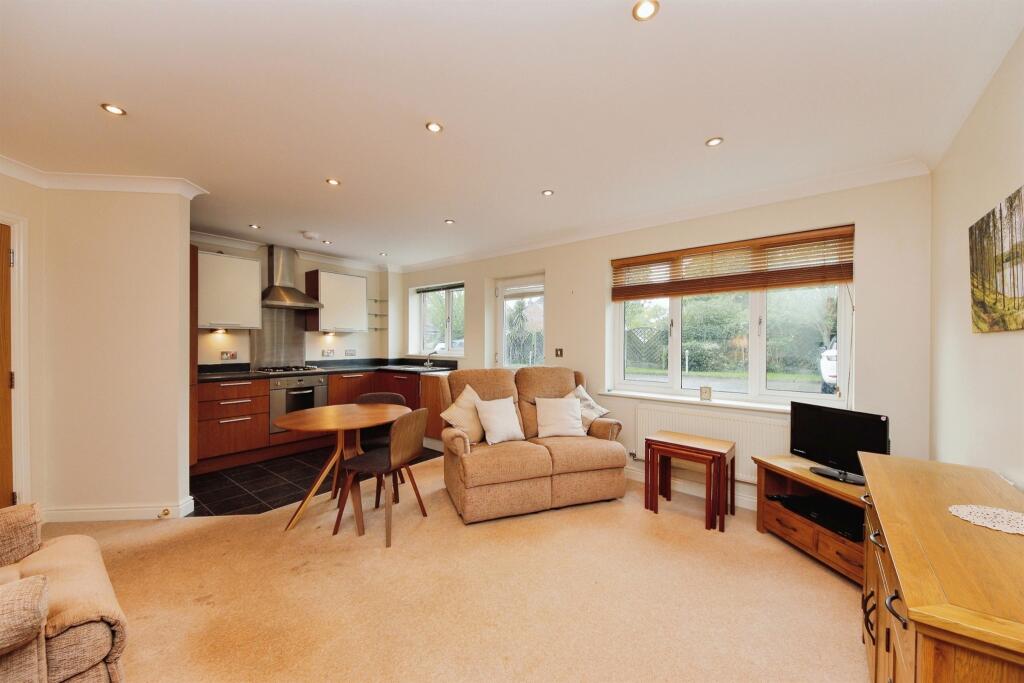 Additional image 4 of Haslucks Green Road, Shirley, Solihull