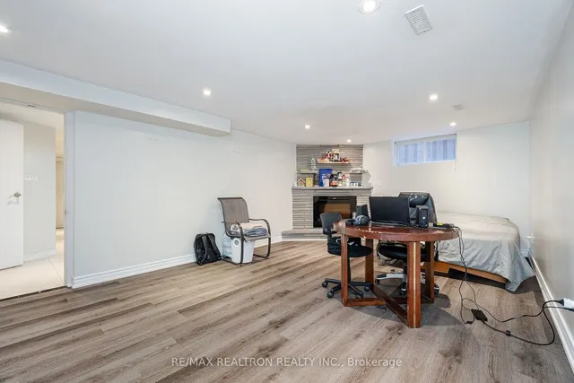 Additional image 32 of 24 Gracemount Cres