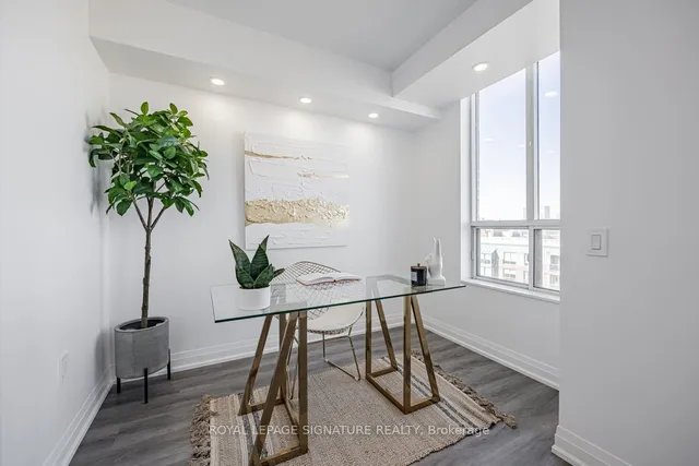 Additional image 17 of 284 Bloor St Unit 1005