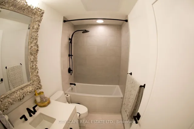 Additional image 27 of 899 College St Unit 618