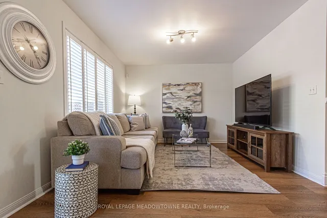 Additional image 7 of 431 Baverstock Cres