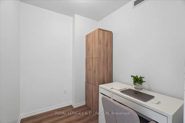 Additional image 9 of 67 East Liberty St Unit TH67