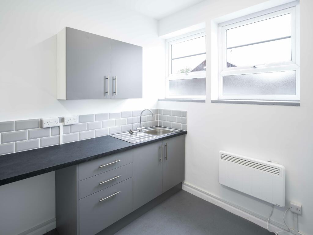 Additional image 6 of Tewin Court, Welwyn Garden City, Hertfordshire, AL7 1AU