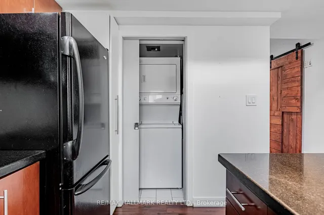 Additional image 5 of 21 Earl St Unit 302