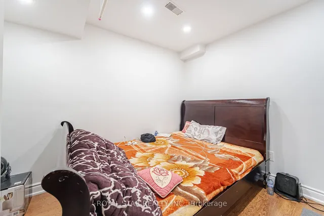 Additional image 36 of 114 Penbridge Circ