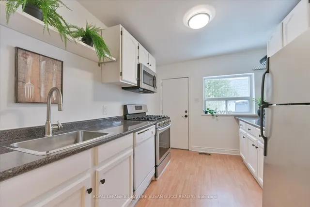 Additional image 9 of 43 Bastedo Ave