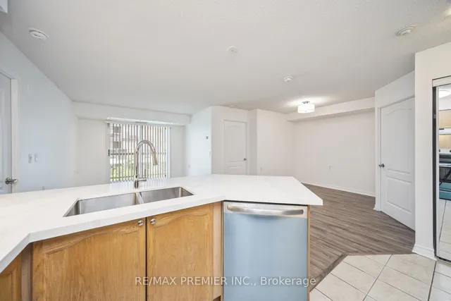 Additional image 15 of 890 Sheppard Ave Unit 213