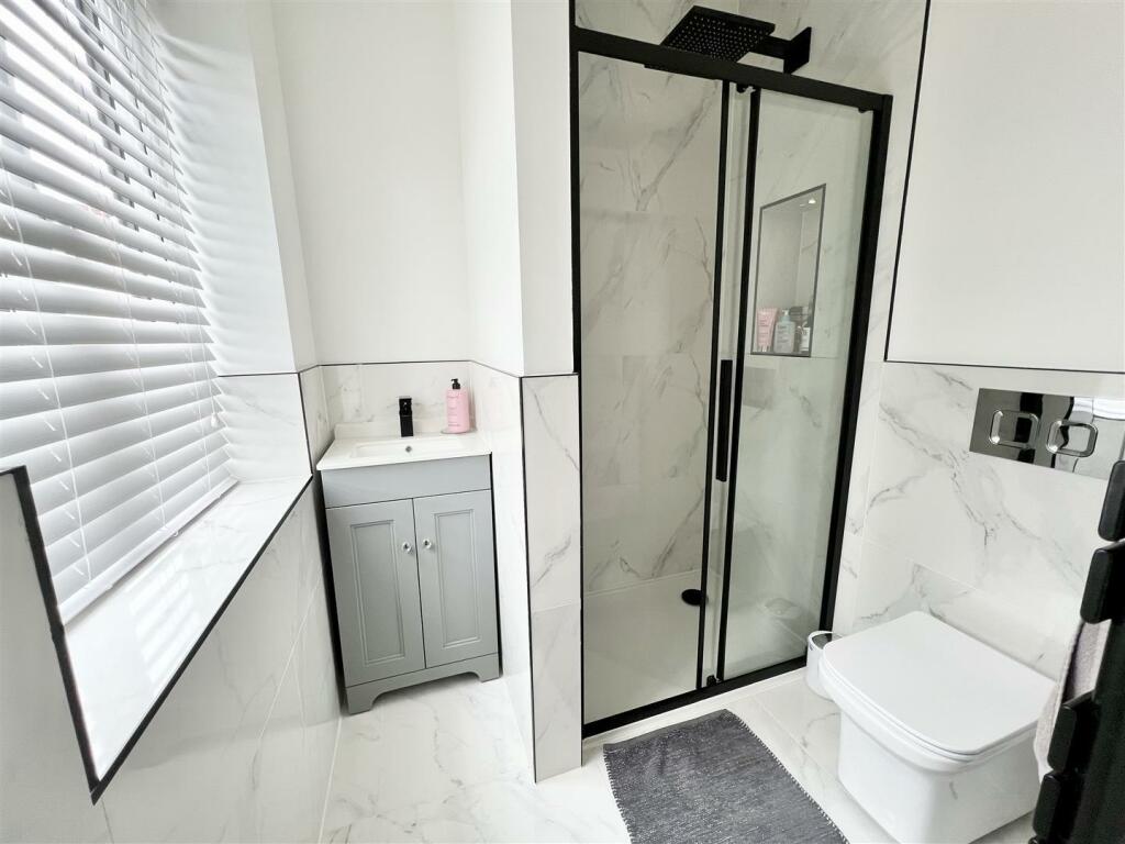 Additional image 19 of Long Lane, Halesowen