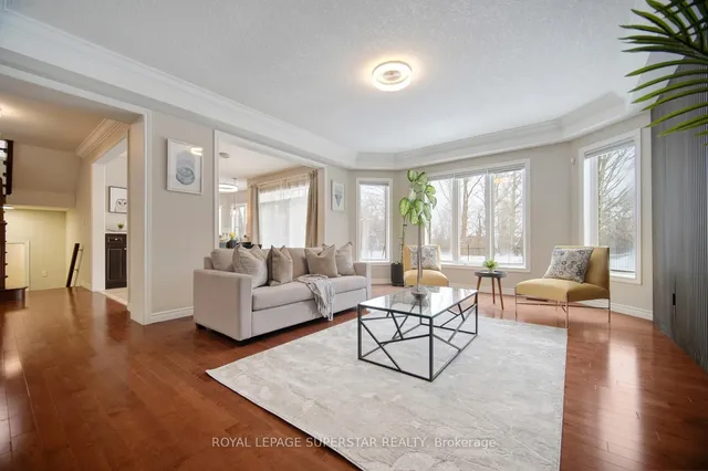 Additional image 10 of 220 EDGEWATER Cres